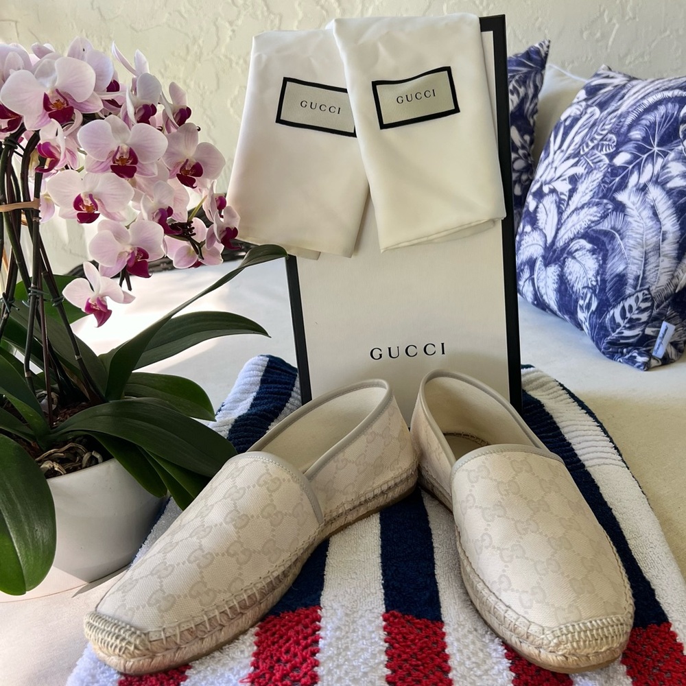 NWT MENS GUCCI SLIP ON